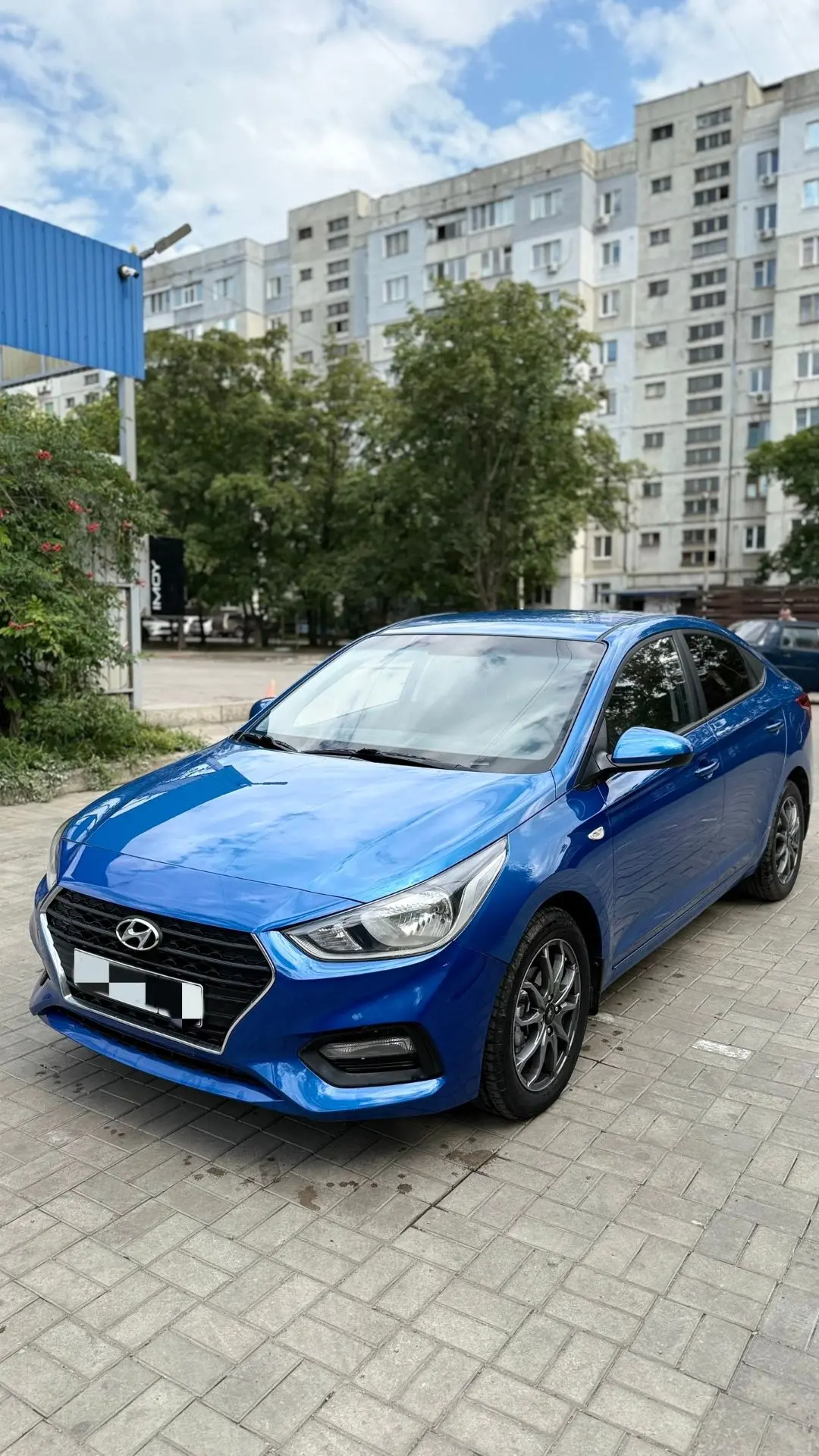 Продаю: Hyundai SOLARIS, 2017 года выпуска, с оригинальным пробегом 113.000 KM,
автомобиль без ДТП, 