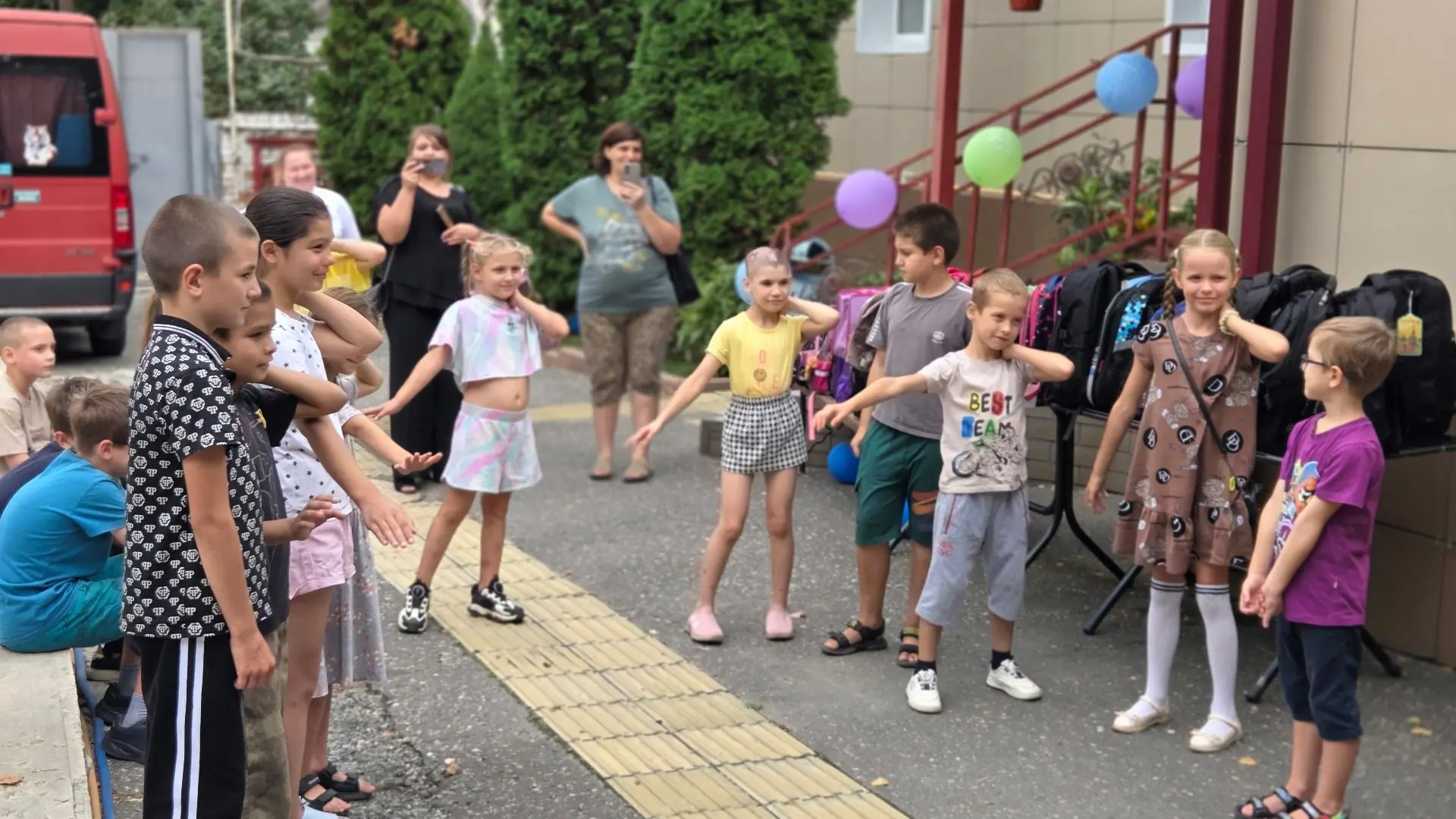✏️📚 В рамках подготовки к акции «Помоги пойти учиться» проведена работа по сбору и фор...