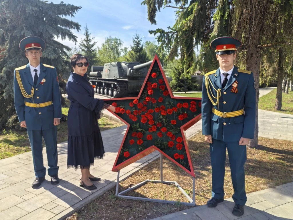 ПАТРИОТИЧЕСКАЯ АКЦИЯ "ЗВЕЗДА ПОБЕДЫ"⭐⭐⭐⭐⭐⭐⭐  9️⃣ мая педагоги и учащиеся нашей школы🏫 приняли участи