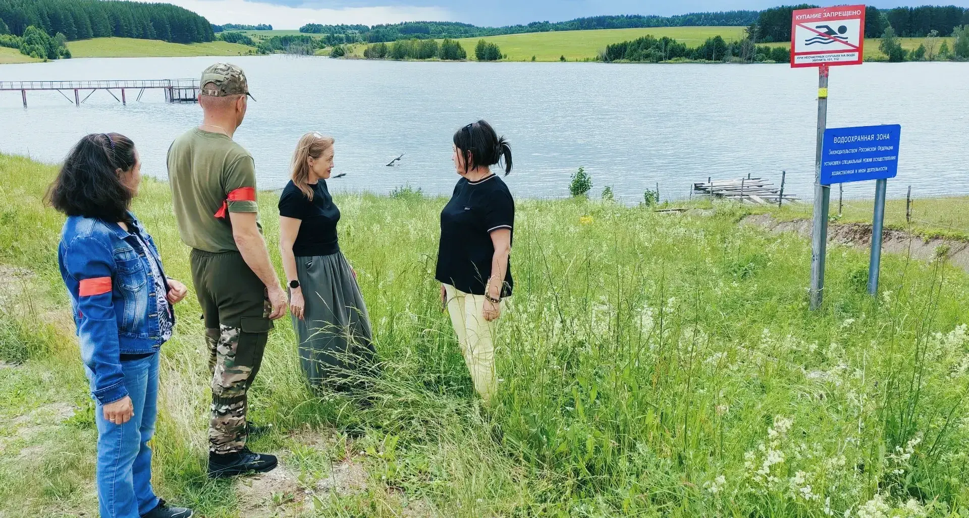 Безопасность на воде!

Лето — время каникул и отдыха у водоемов. Но именно сейчас безопасность детей