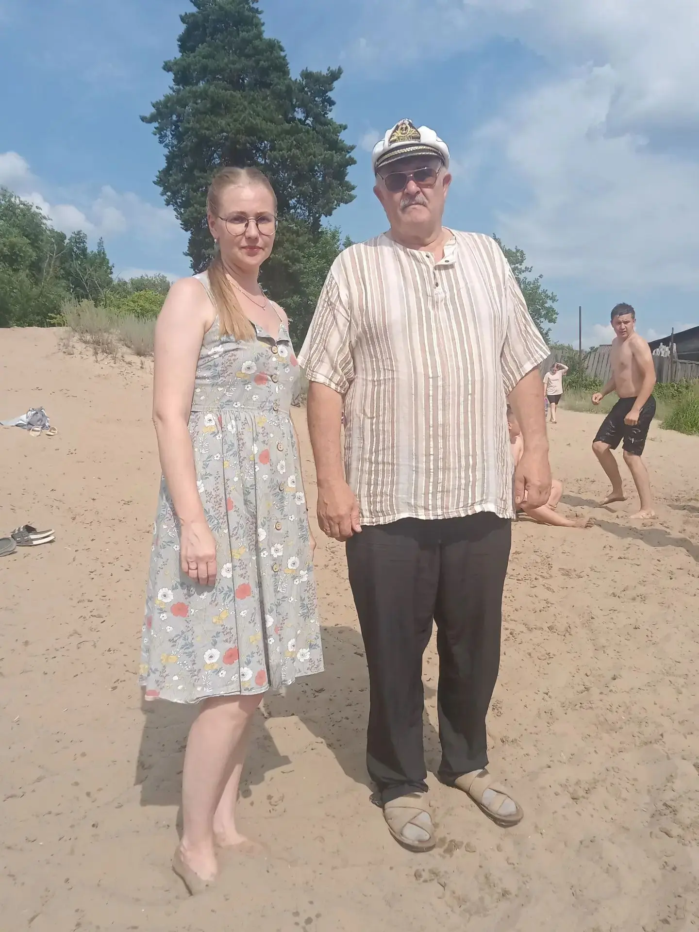 #Дежурство на водоеме #Безопасность 
Пока школьники наслаждаются солнцем и теплой водой, их наставни