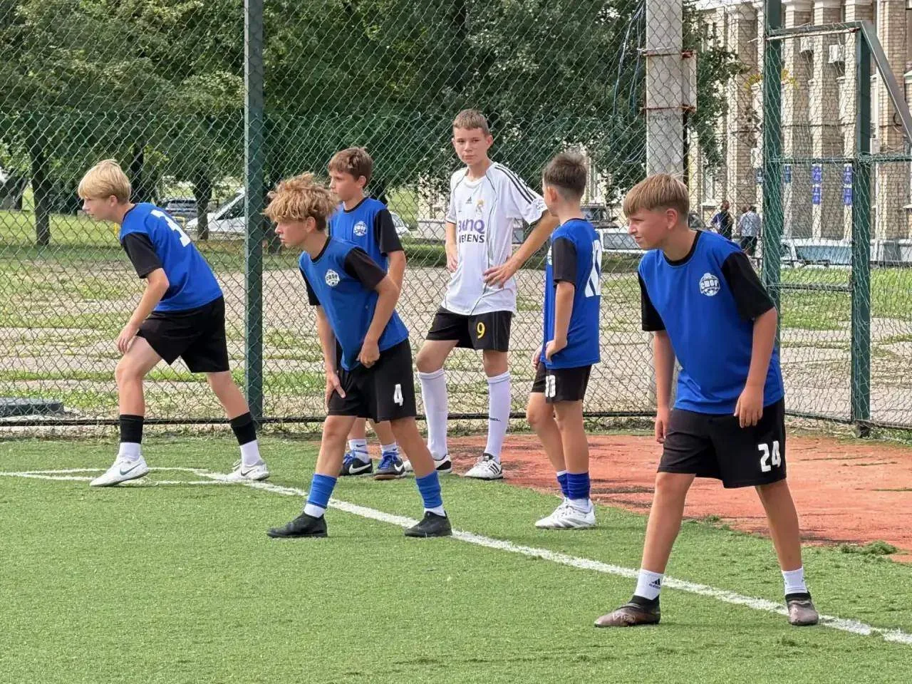 ⚽️ В ЛНР создадут больше возможностей для юных футболистов

Министр спорта ЛНР Олег Шеренешев и пред