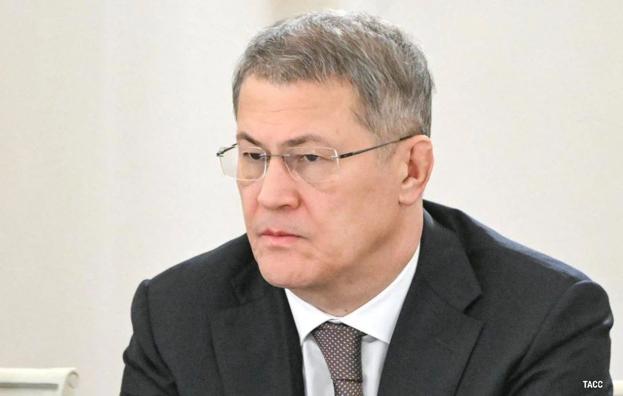 ⚖️ Суд отказался отправлять в СИЗО экс-чиновника, которого обвиняют в сборе информации ...