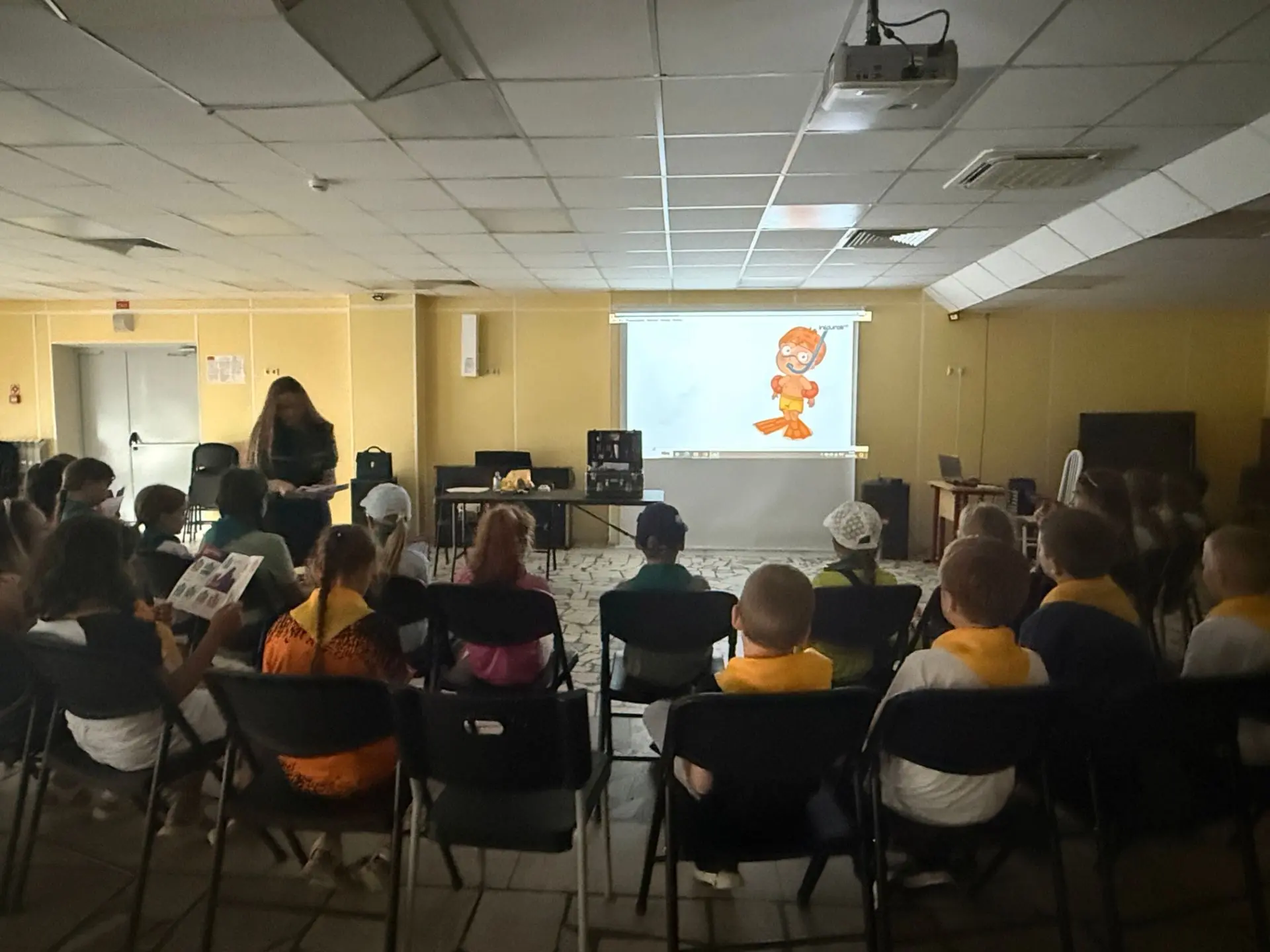 Пожарные в Зеленограде проводят с детьми «Безопасные каникулы»