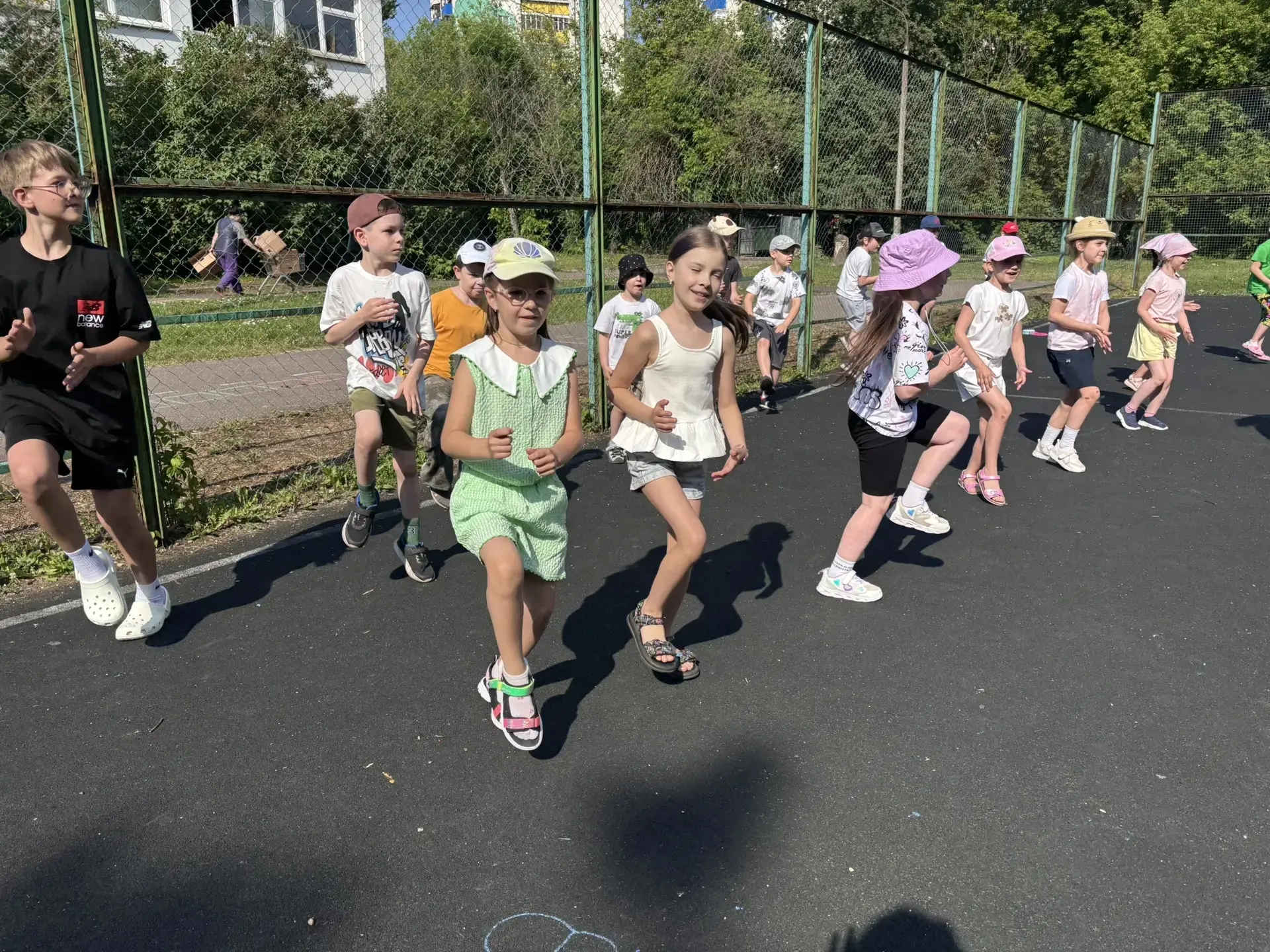 День, который запомнился! 💦🔥

☀️ Утро началось с бодрой зарядки, но был один особенный момент — пе