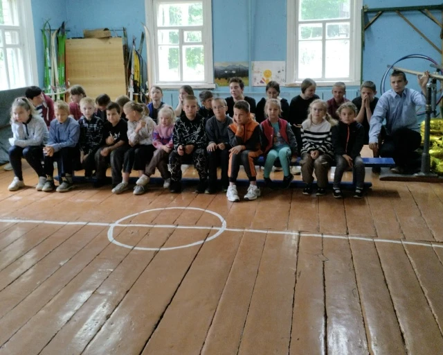 Стегримовский филиал

😊 Сегодня в нашей школе царила атмосфера заботы о благополучии и активном отд