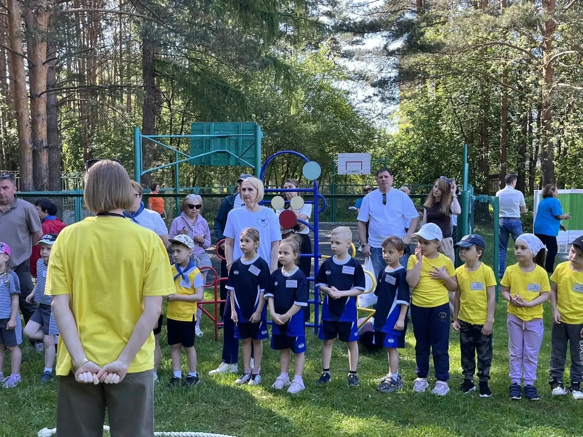 1 июня ☀️, на территории ДОУ №60 прошел Чемпионат "Школы Росатома" для детей 5-6 лет "И...