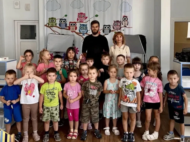 🦖   Сотрудники Курчатовского краеведческого музея побывали в Детском саду №4 «Алёнушка...