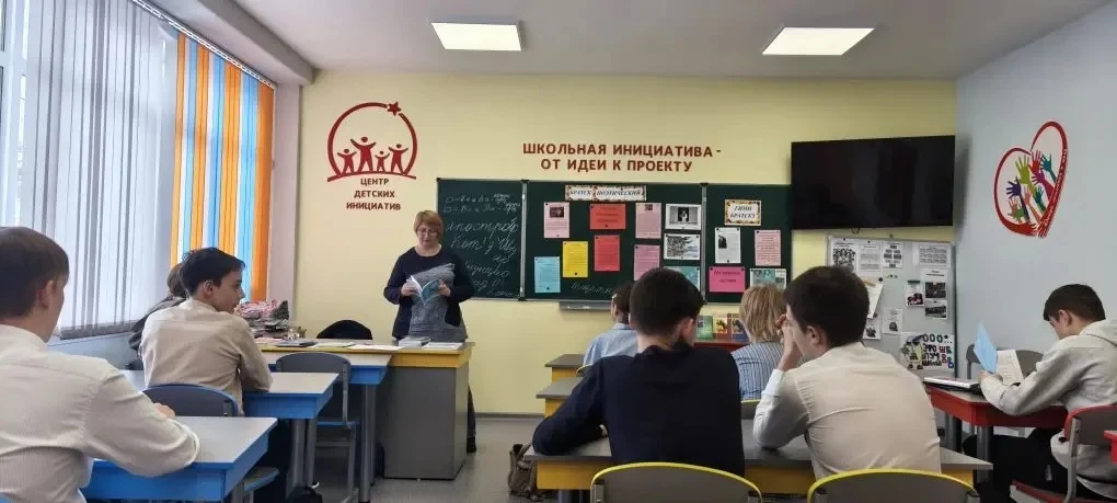 ✍️ 26 марта в нашей школе прошла по-настоящему вдохновляющая встреча. Ученики 8 «А», «В» и 6 «В» кла