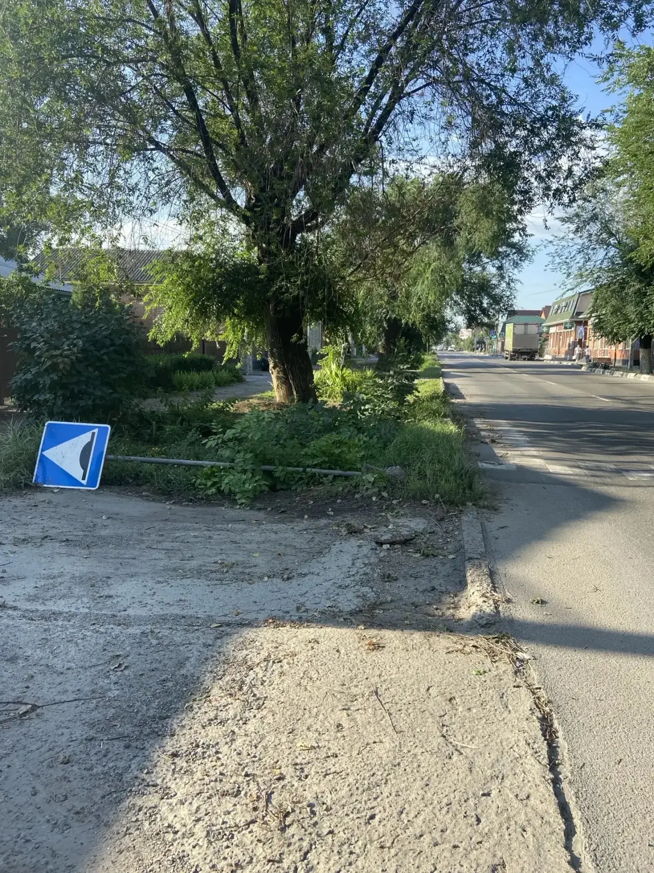Новый день - новые жалобы: батайчане продолжают сидеть без электричества

Сегодня написали жильцы до