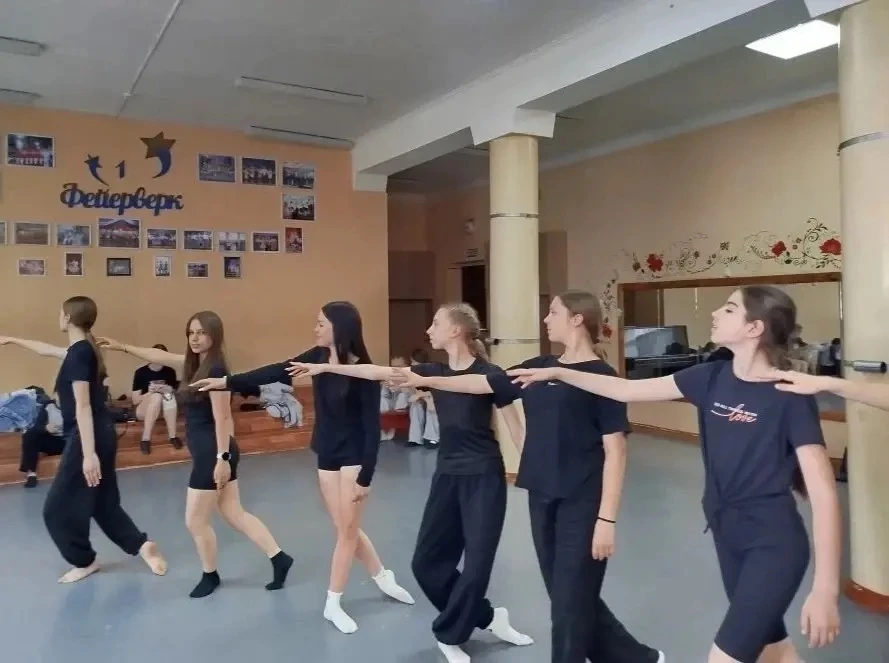 📍В КУРСКОЙ ОБЛАСТИ ПРОХОДИТ ТВОРЧЕСКАЯ СМЕНА «ЕДИНСТВО ИСКУССТВ» 
 
📍С 24 мая по 4 июня в Курской 