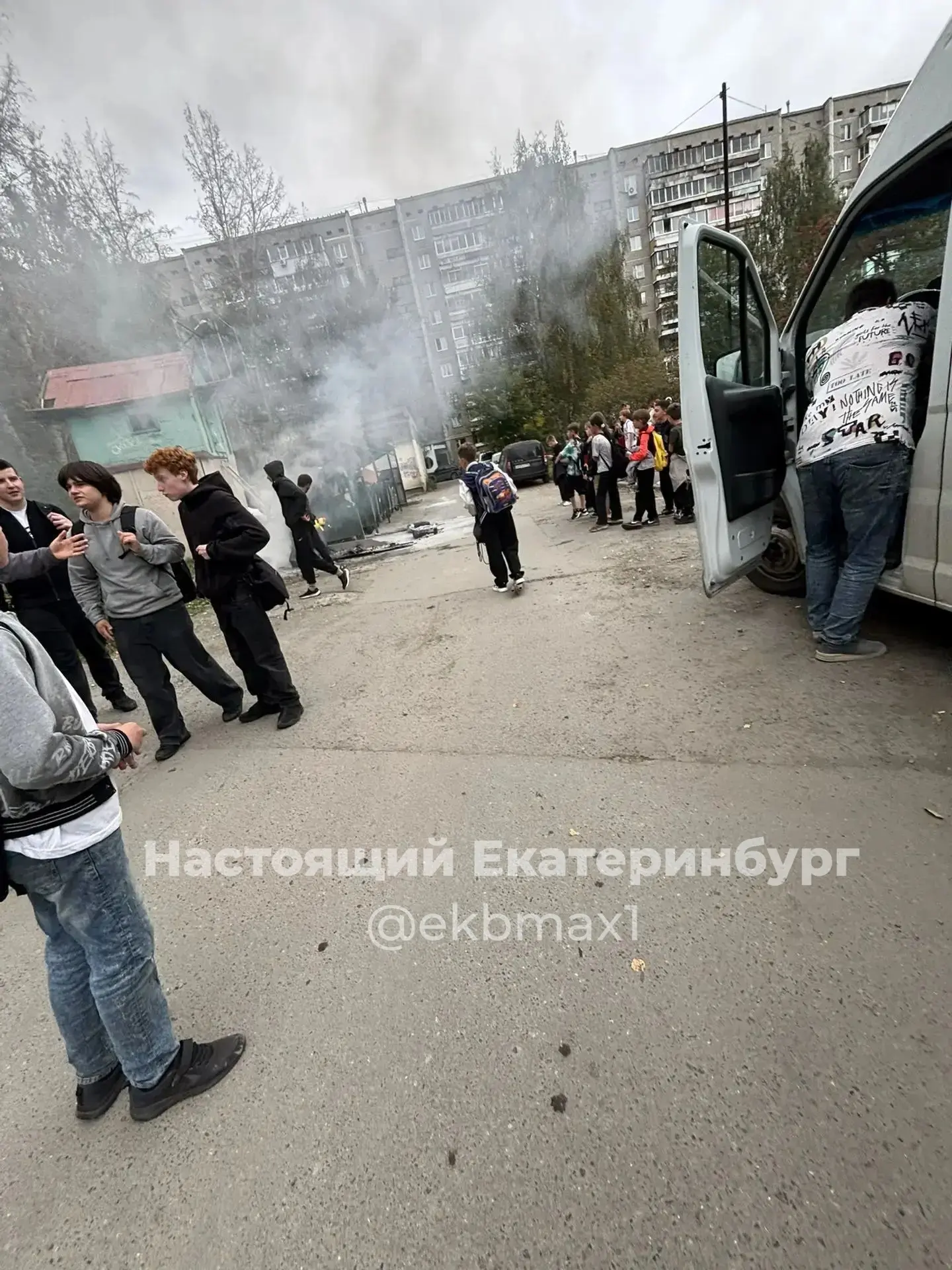 Уважаемые родители учеников 7 классов в 164 школе, приглянитесь, пожалуйста, к своим де...