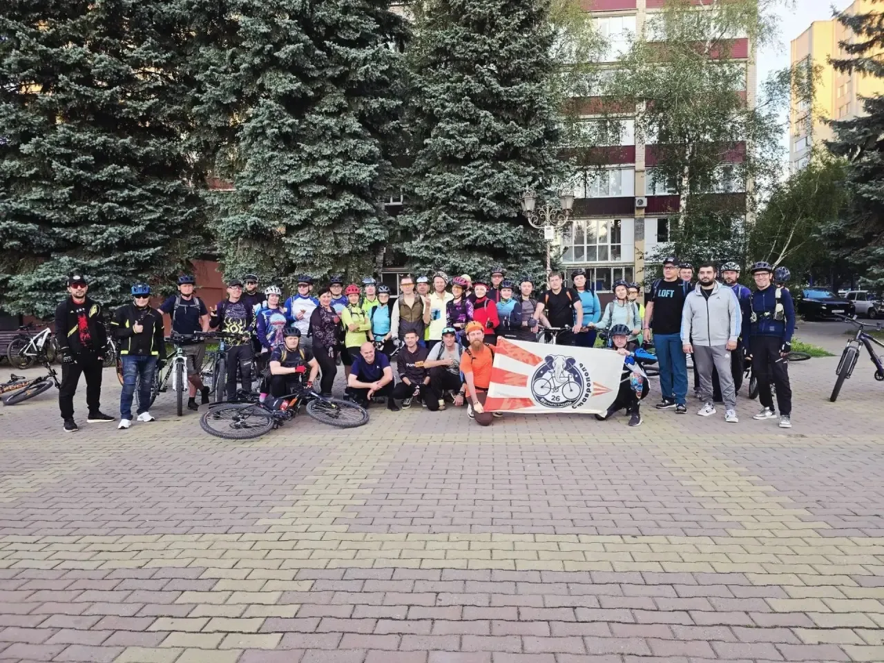 🚴‍♀️ Спорт, коллеги и семья — праздник активного образа жизни

Велопробег среди сотрудников уголовн