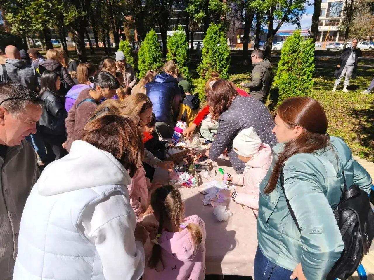 🎉 В Ессентуках идёт фестиваль «Русский двор» в сквере «Пограничный»! 🎉