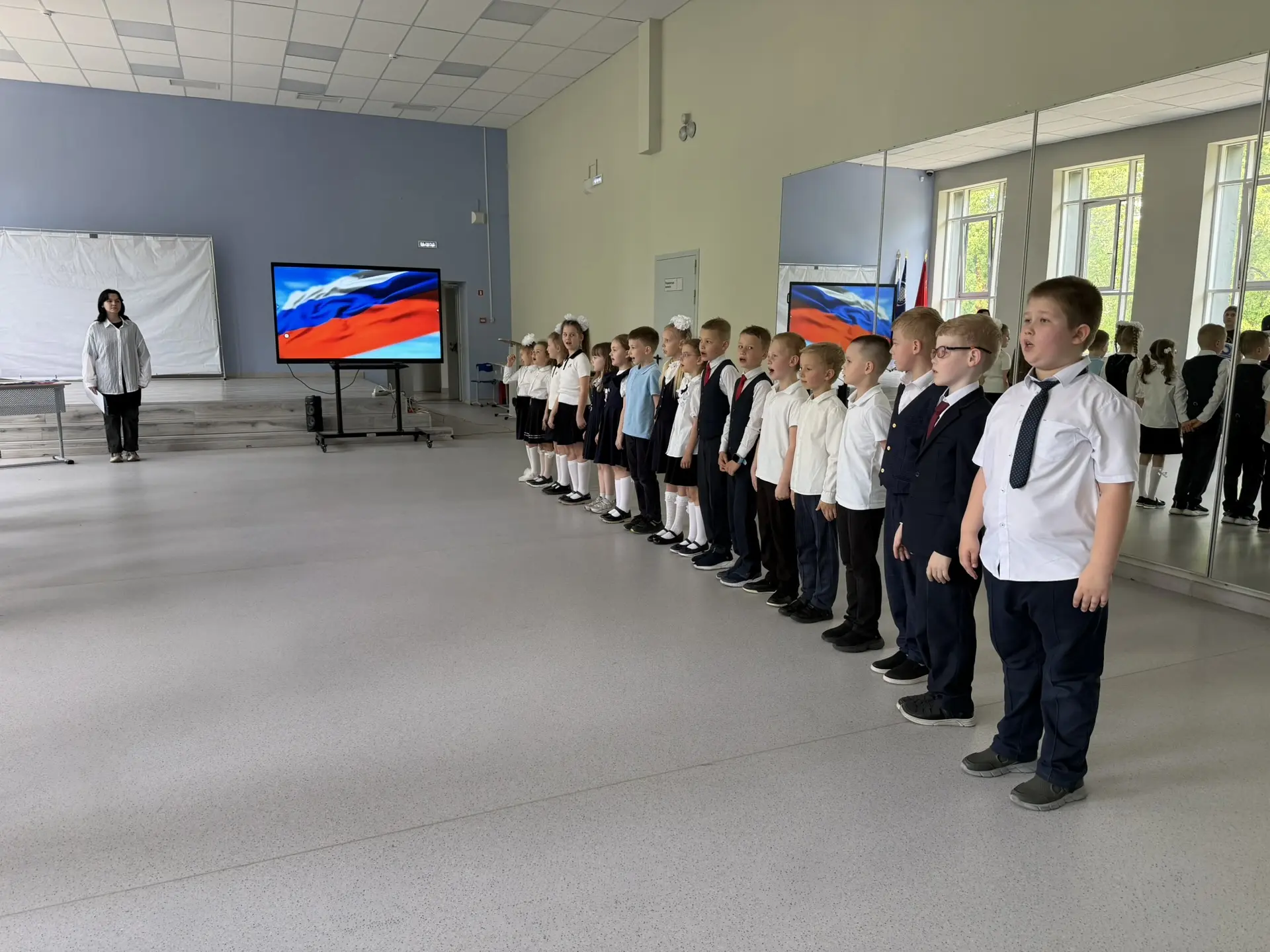 🇷🇺 В нашей школе — пополнение в семье «Орлят»!