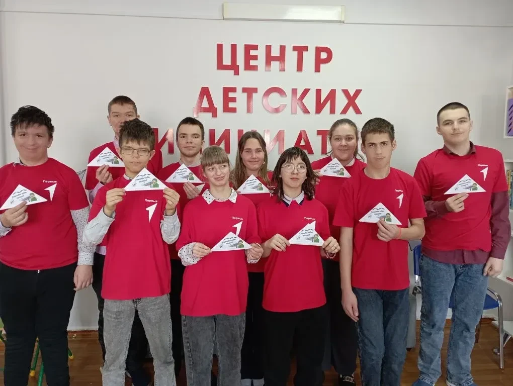ОТ ВСЕЙ ДУШИ НАШИМ ЗАЩИТНИКАМ!
В эти непростые времена, когда наши земляки  защищают Родину, поддерж