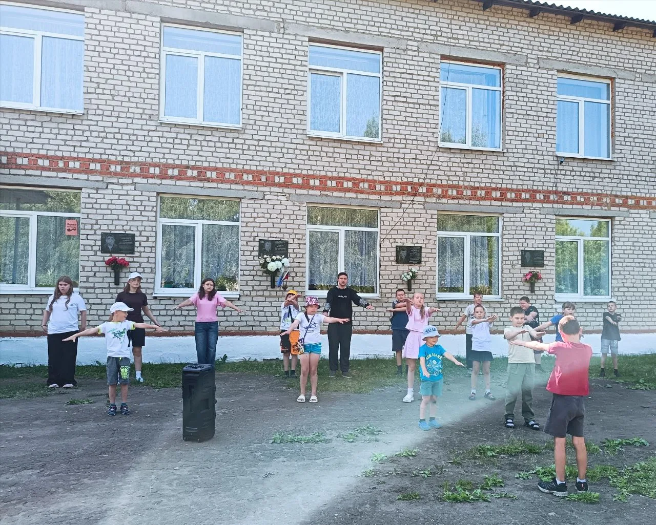 🇷🇺 С Днём России! Наш лагерь отметил праздник творчеством и весельем!
