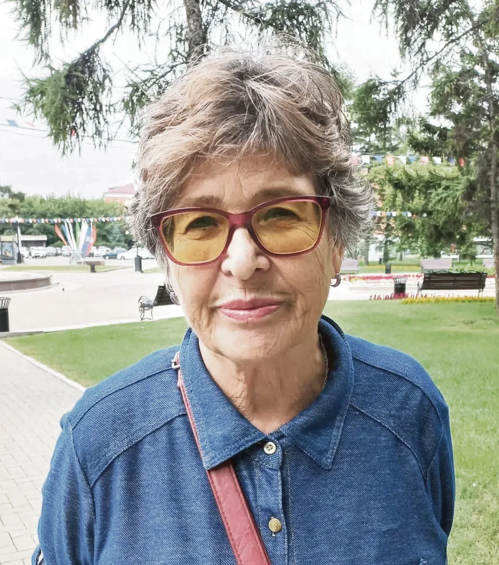 ✅  Ксения Иванова, пенсионерка:

— Я живу в Ново-Ленино, и у нас, к счастью, есть физкультурно-оздор