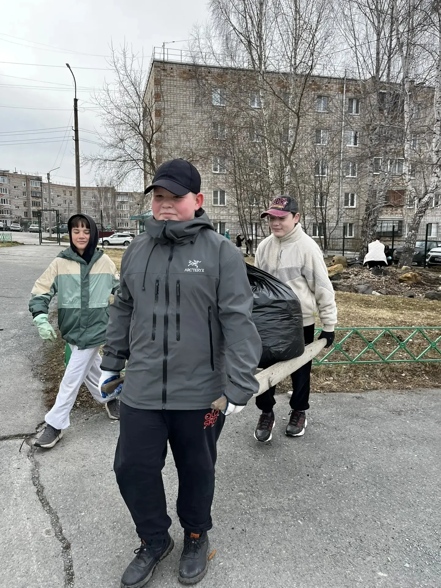 09.04.2026г. Обучающиеся МБОУ лицей №3 принимают активное участие в акции "Чистый четверг"  Апрель –