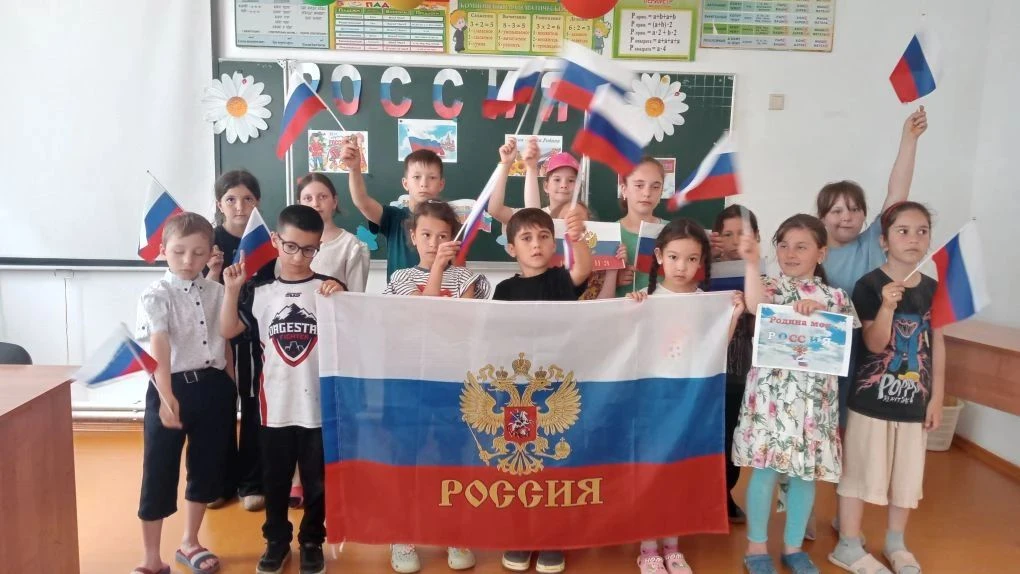 🇷🇺🇷🇺🇷🇺Флаг России – символ нашей гордости за страну. Он там, где победы и успехи,...