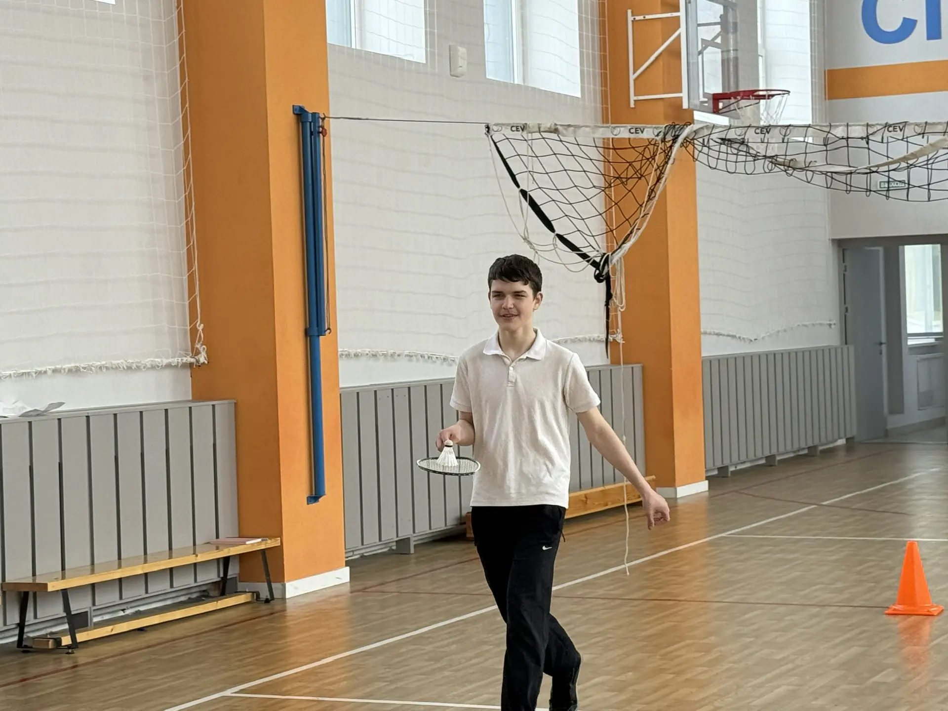 🎉 Ура! Сегодня, 7 апреля, вся страна отмечает День здоровья! 🥳  А в 6️⃣ «Б» классе этот праздник про
