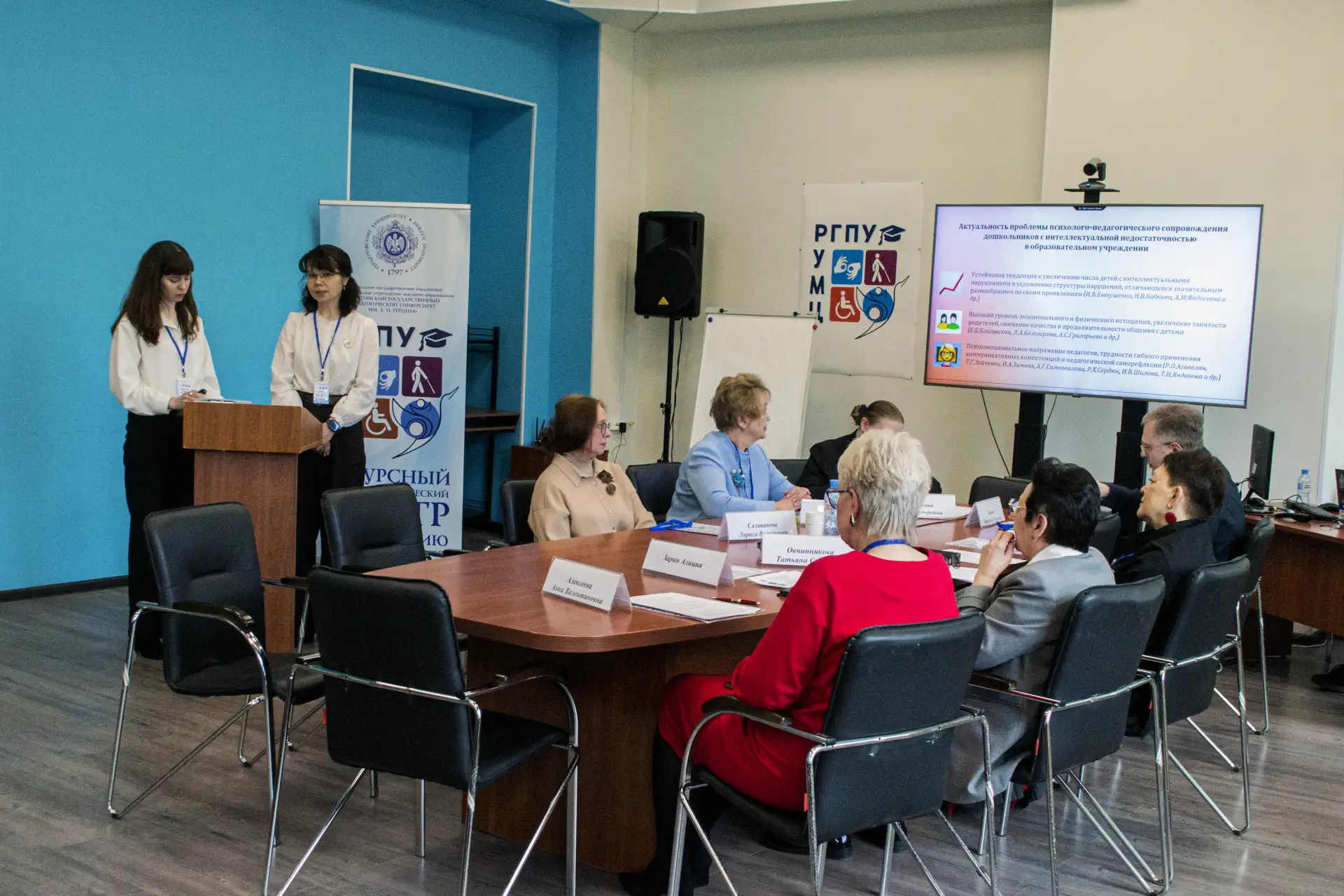 📌 Были также обсуждены достижения в частных направлениях коррекционно-образовательной деятельности: 