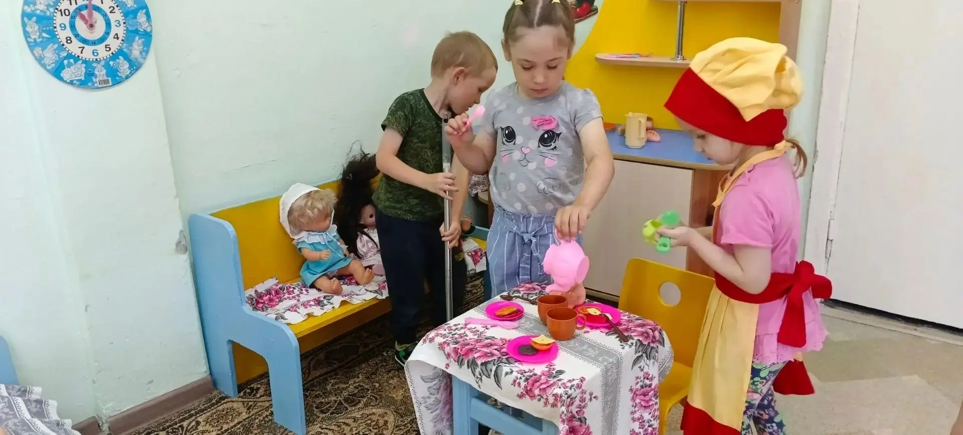 День семьи, любви и верности - всероссийский праздник, который отмечается 8 июля. Это день, когда вс