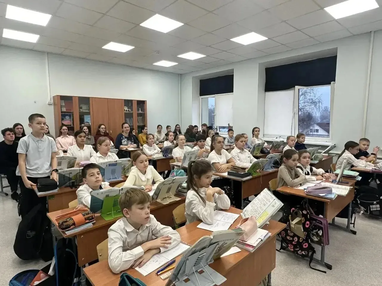 Центр образования продолжает активную работу с выпускниками Ногинского филиала Просвещения. Состояли