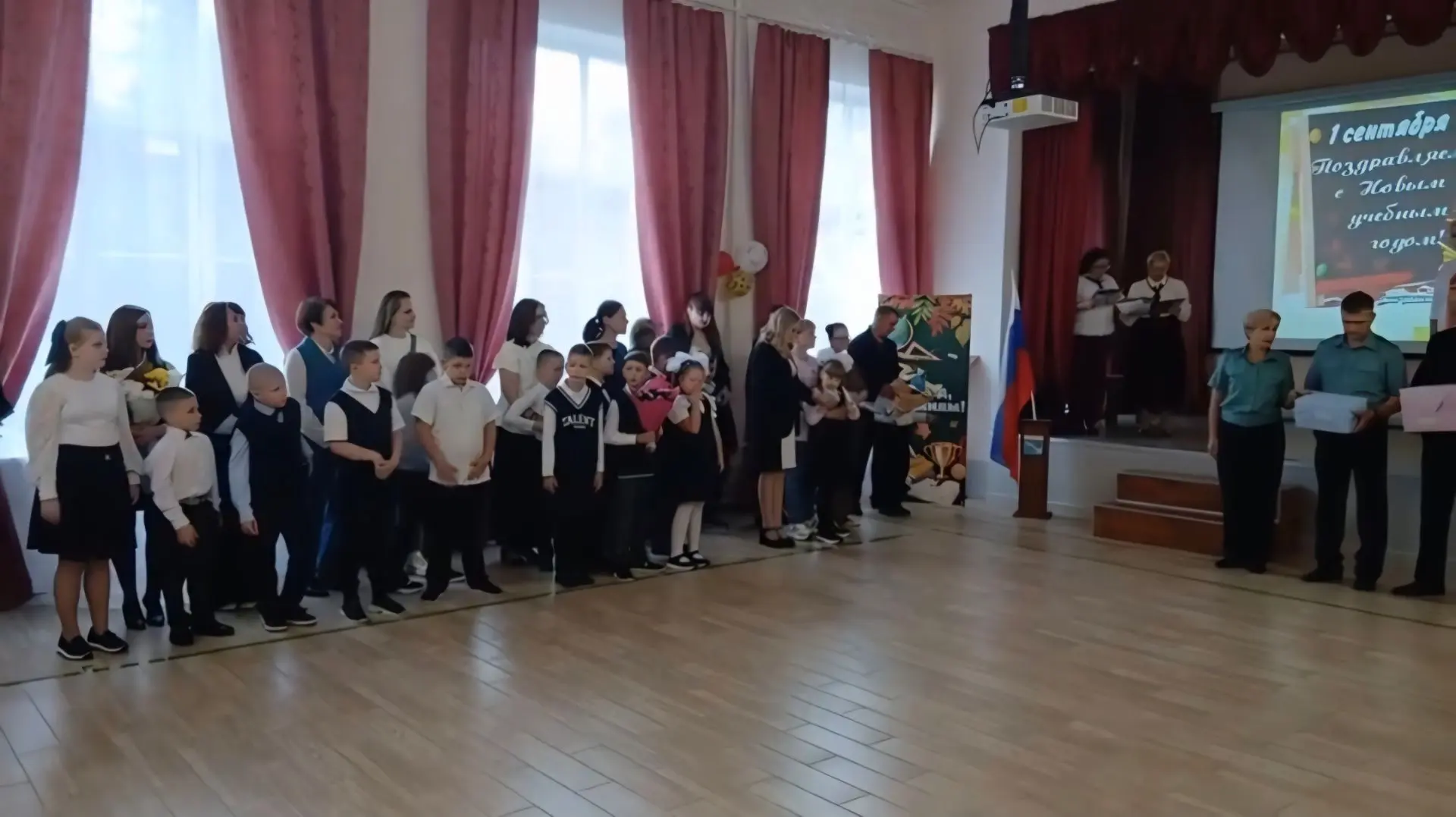 Сегодня наша школа в очередной раз распахнула двери в удивительный мир знаний.