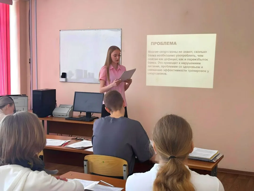 🎓 Защита проектов в лицее: юные исследователи 8-х и 10-х классов представили свои идеи!  В нашем лиц