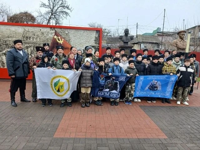 В православный праздник Сретенья Господня Михайловское станичное казачье общество собра...