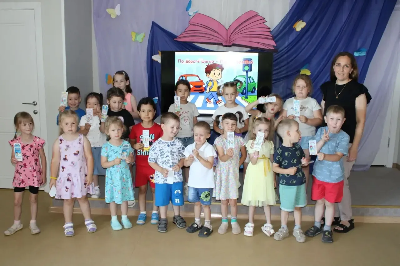 По дороге шагай – ПДД соблюдай»- познавательное путешествие  0+
 
В Павлоградской детской (модельной