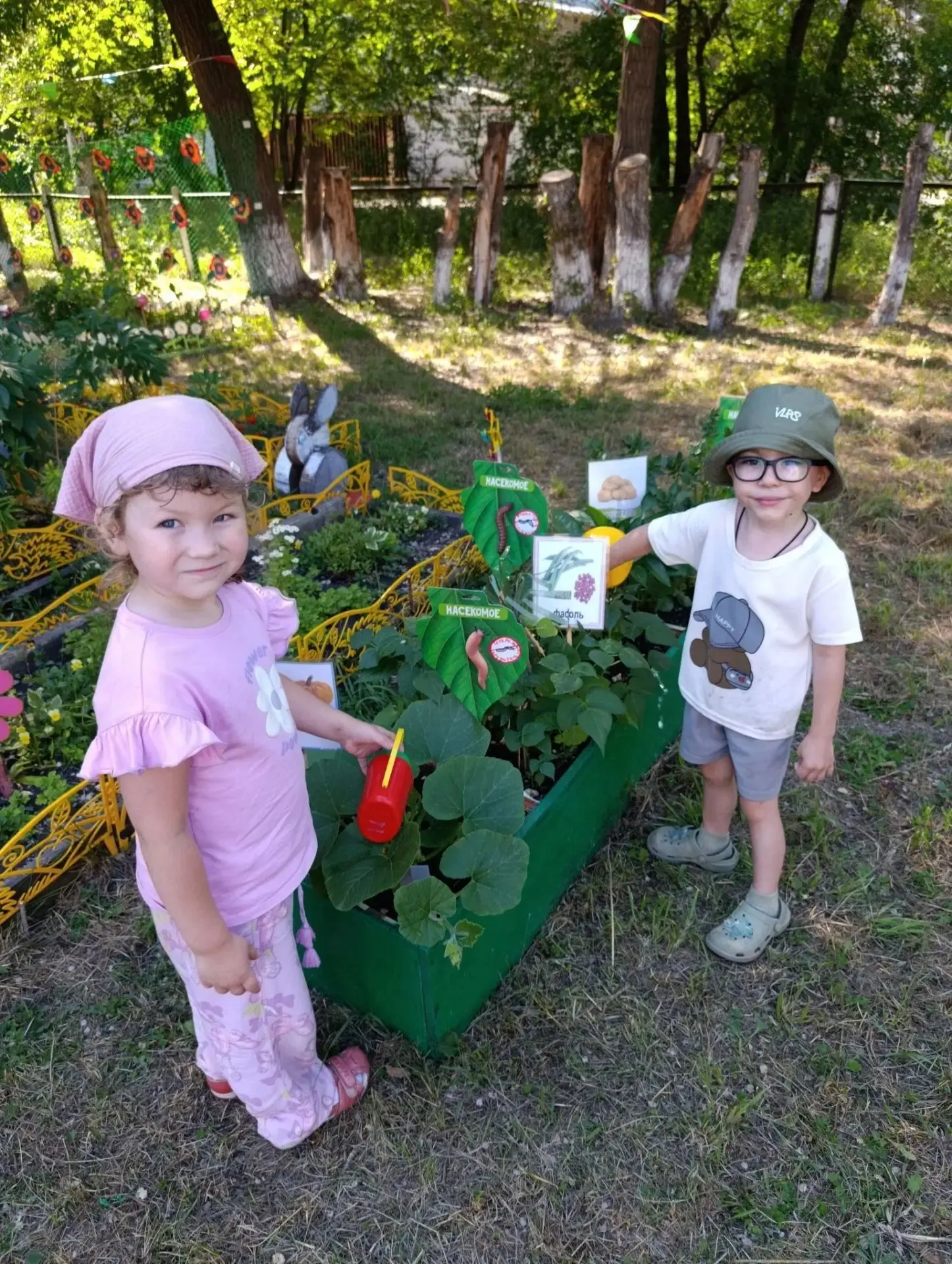 🌱🎃🥔 Лето в нашем детском саду — это не только весёлые игры, но и время удивительных открытий и по