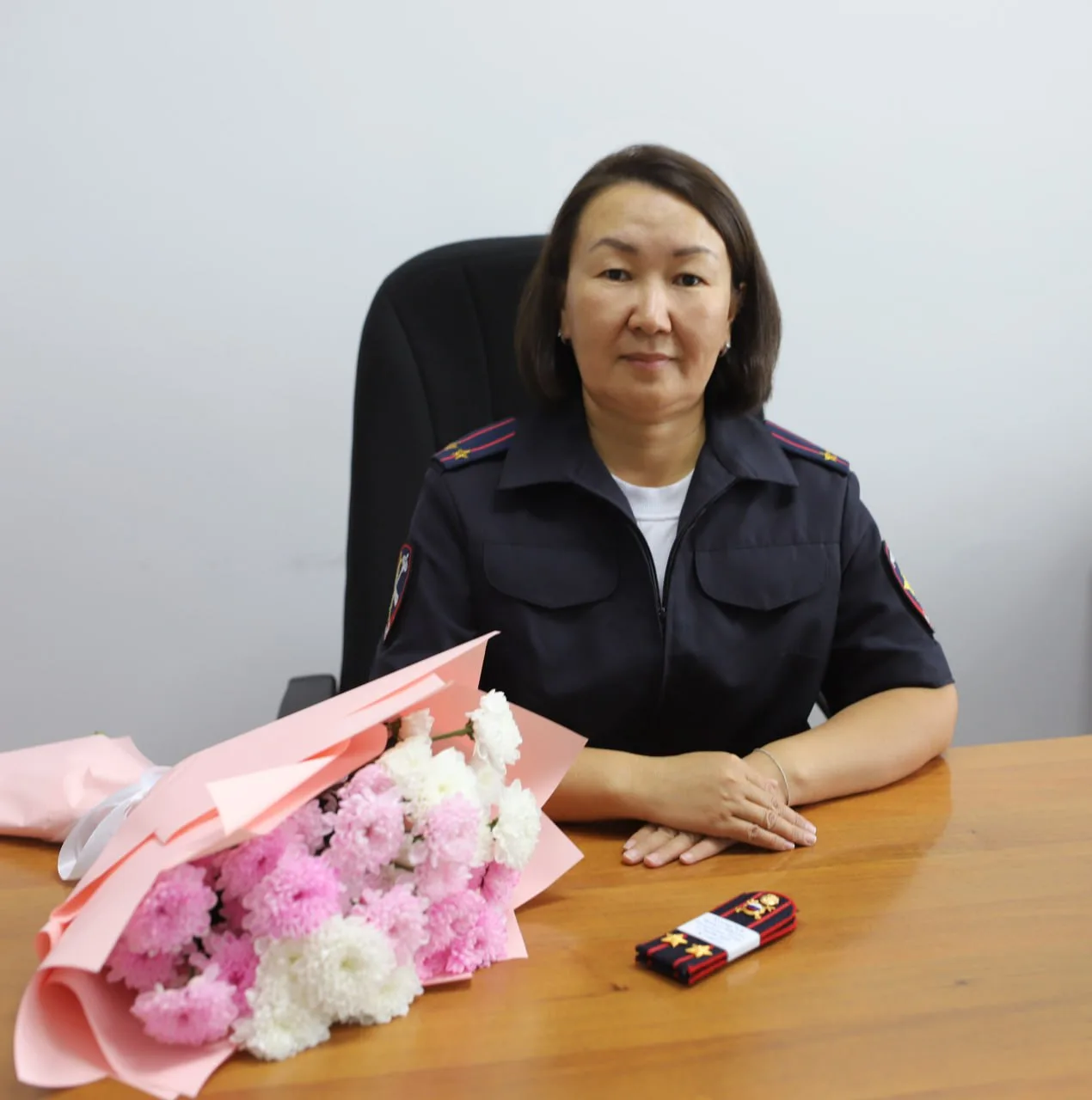 Сегодня свой День рождения отмечает начальник Отдела делопроизводства и режима МВД по Республике Тыв