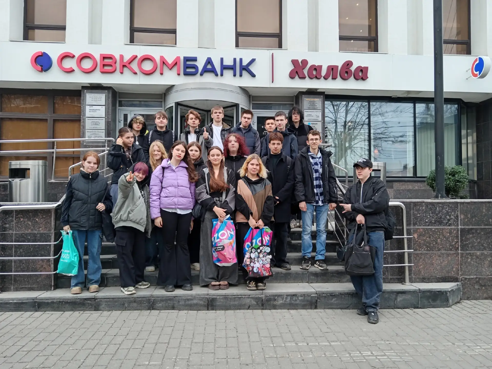 Узнаём новое 📢  Студенты ИТ-колледжа гр. 25ИТ19 в рамках Недели специальности посетили ООО «ИБС Объе