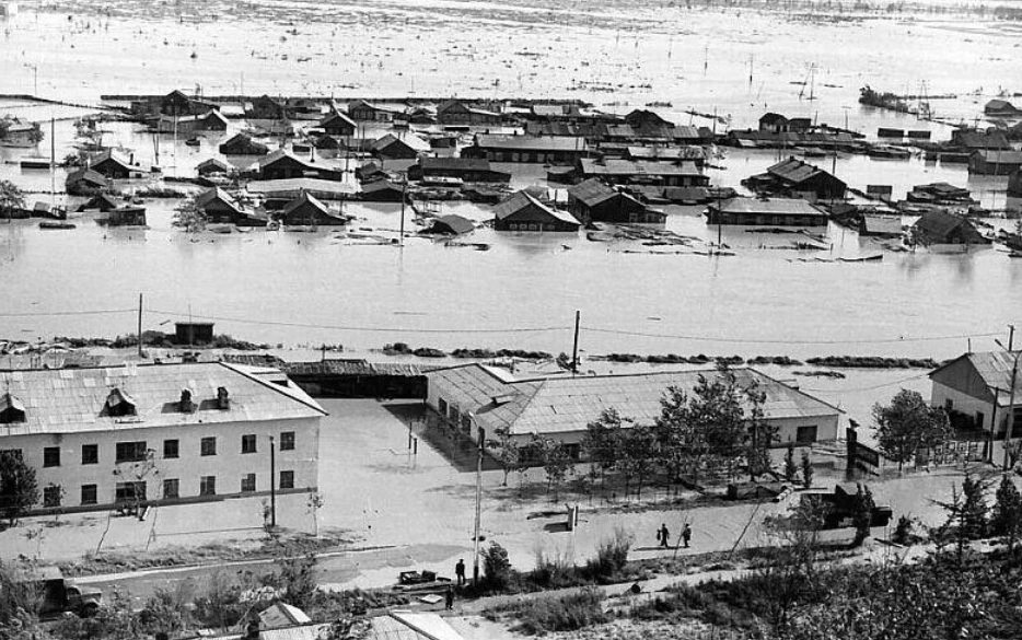 Тайфун "Филлис"( август 1981 года).
