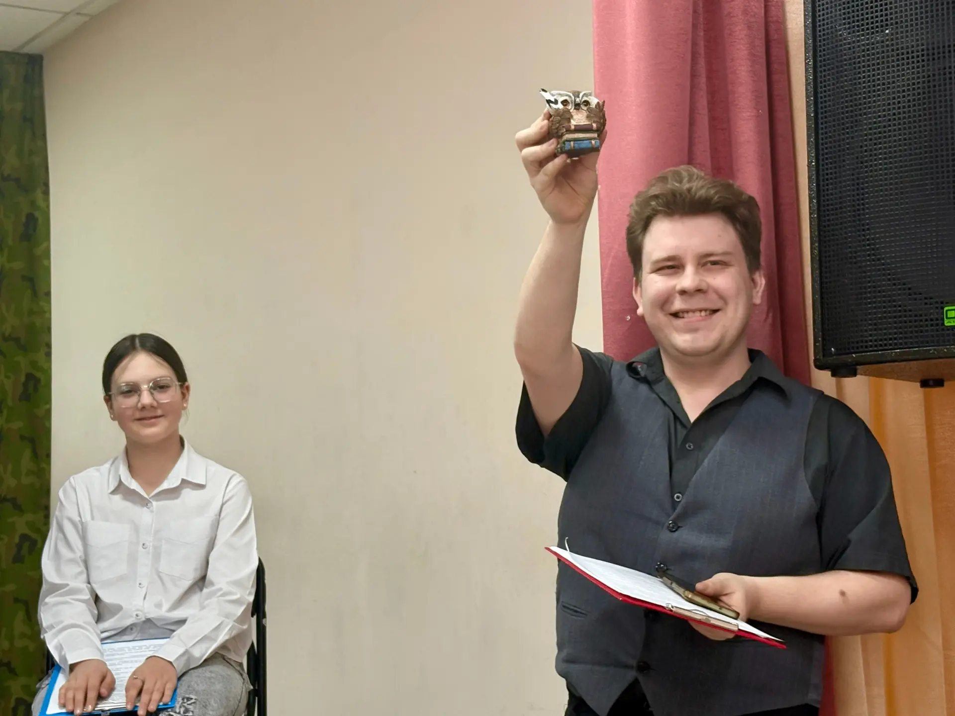 Стихи писать трудно, но делать это надо легко!  21 марта во всем мире чествуют поэзию, но в филиале 