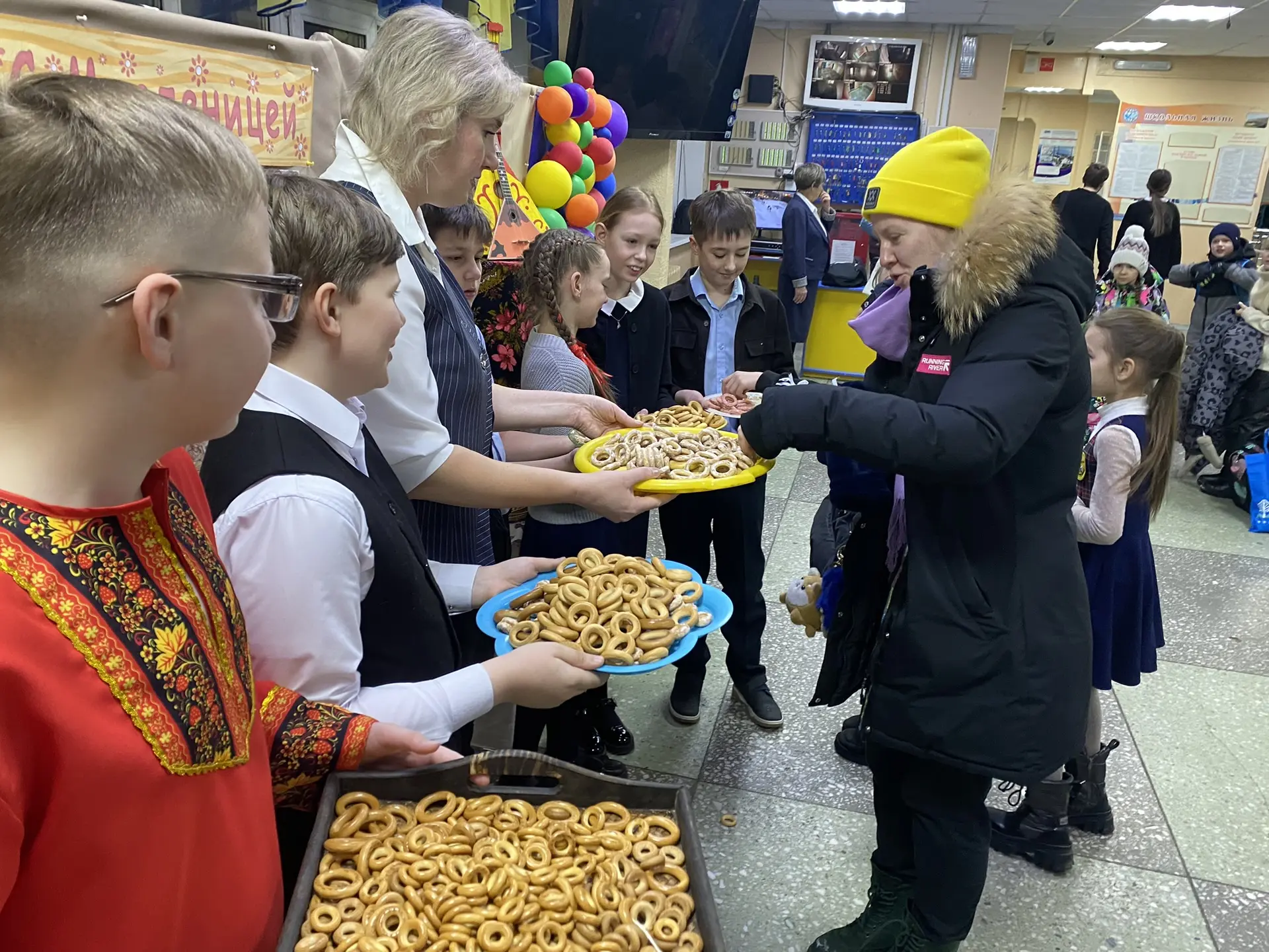 🥞🌞🥞Вторник: "Заигрыши"    Вторник — день заигрышей и веселья. В это время устраиваются различные игр