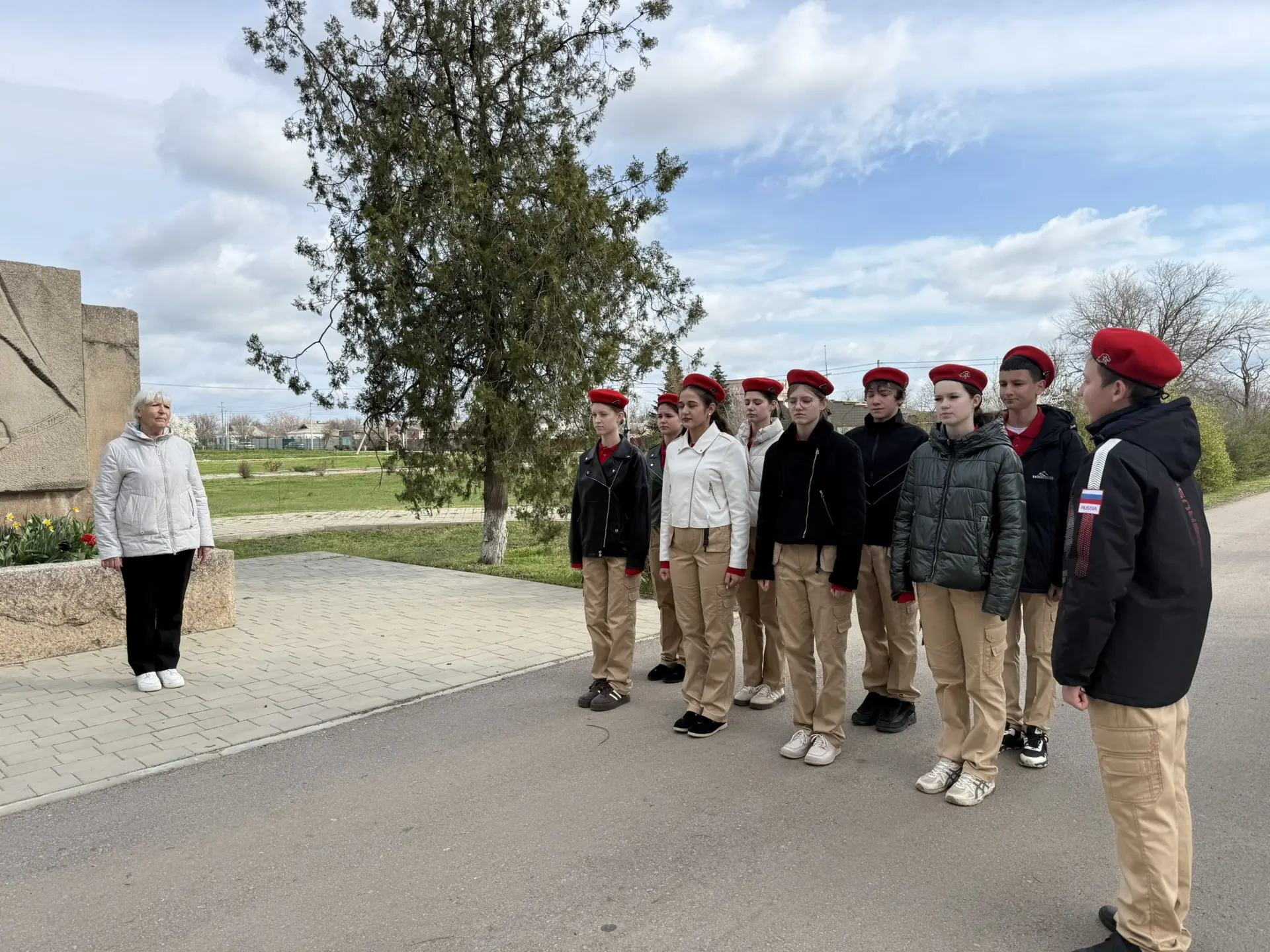 В МБОУ Гришинская школа прошла традиционная акция «Вахта памяти», которая собрала всех ...