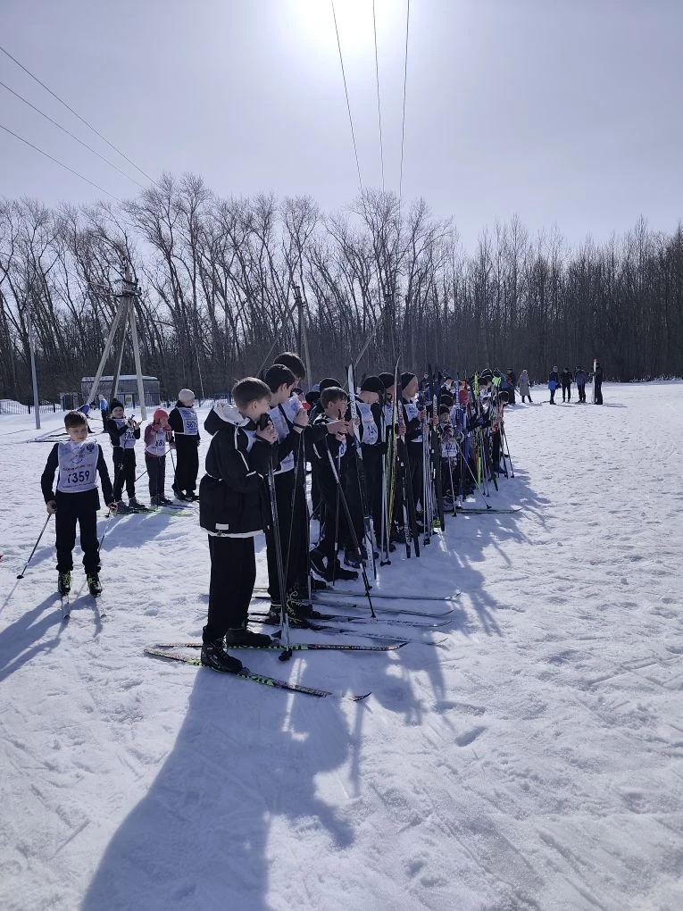 17 марта на лыжной трассе с. Красноармейское состоялись соревнования по лыжным гонкам п...