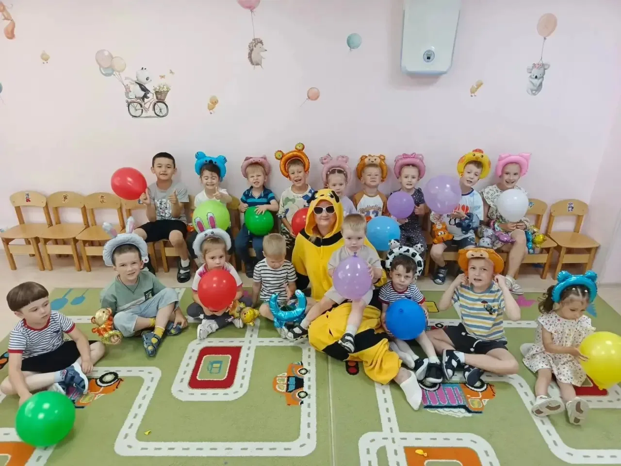 Самый сладкий день в саду! 🥳