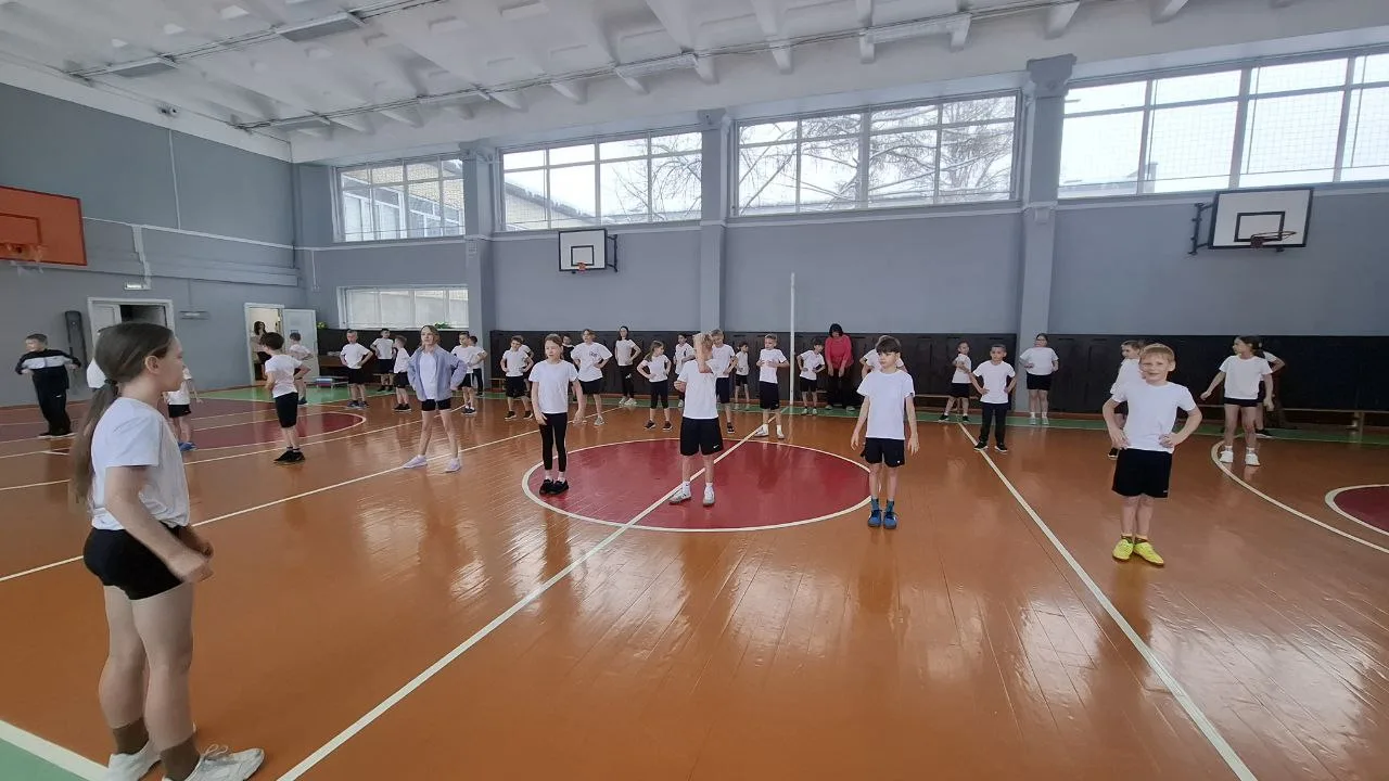 💪Сегодня наши ученики демонстрируют волю к победе и стремление к самосовершенствованию, сдавая норма