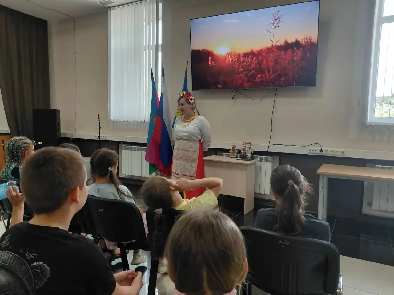 В Доме культуры села Варваровка прошла культурно-просветительская программа, посвящённа...