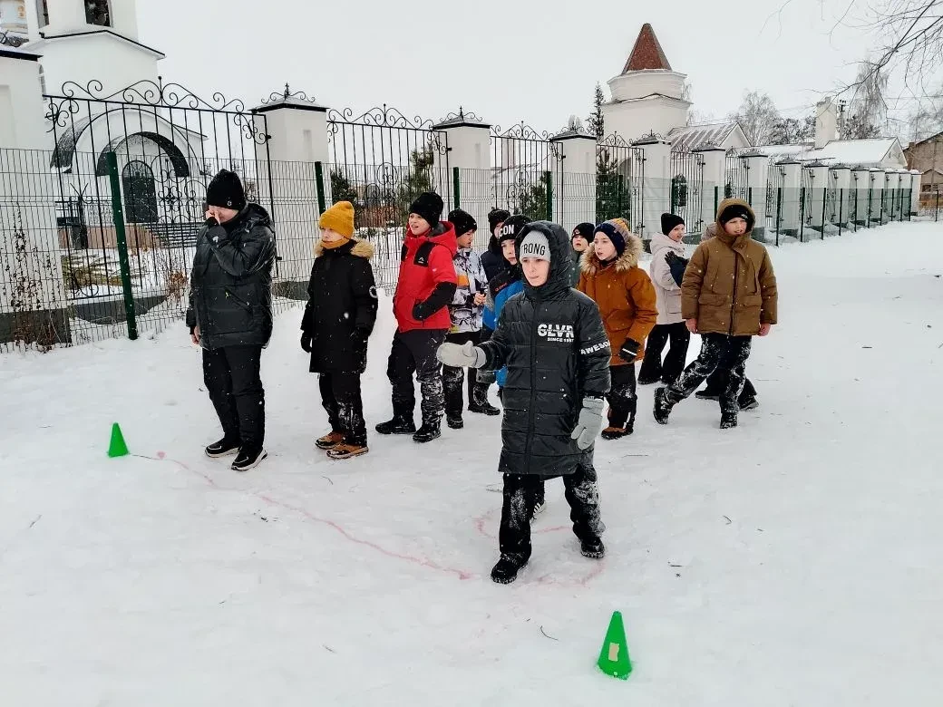 День защитника Отечества в нашей начальной школе  23 февраля в нашей начальной школе прошел замечате