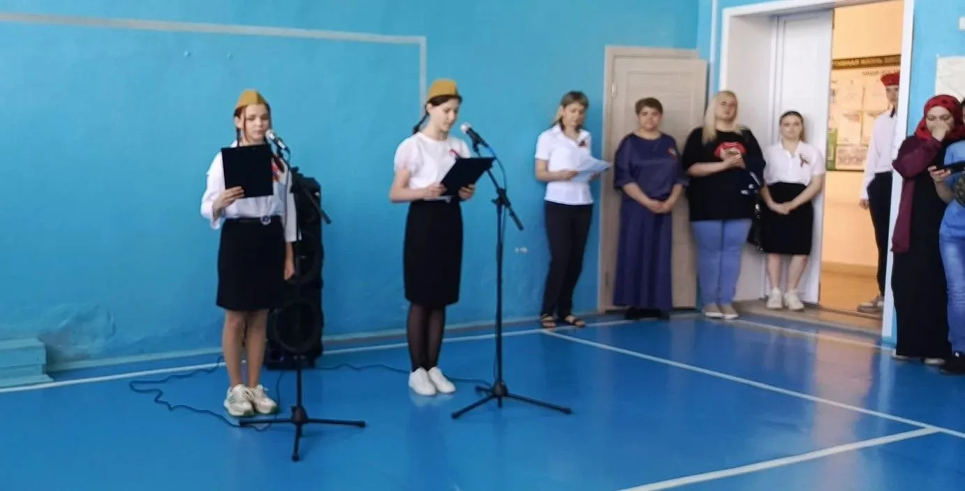 В этот великий и скорбный День Победы наша школа собралась на торжественной линейке пам...