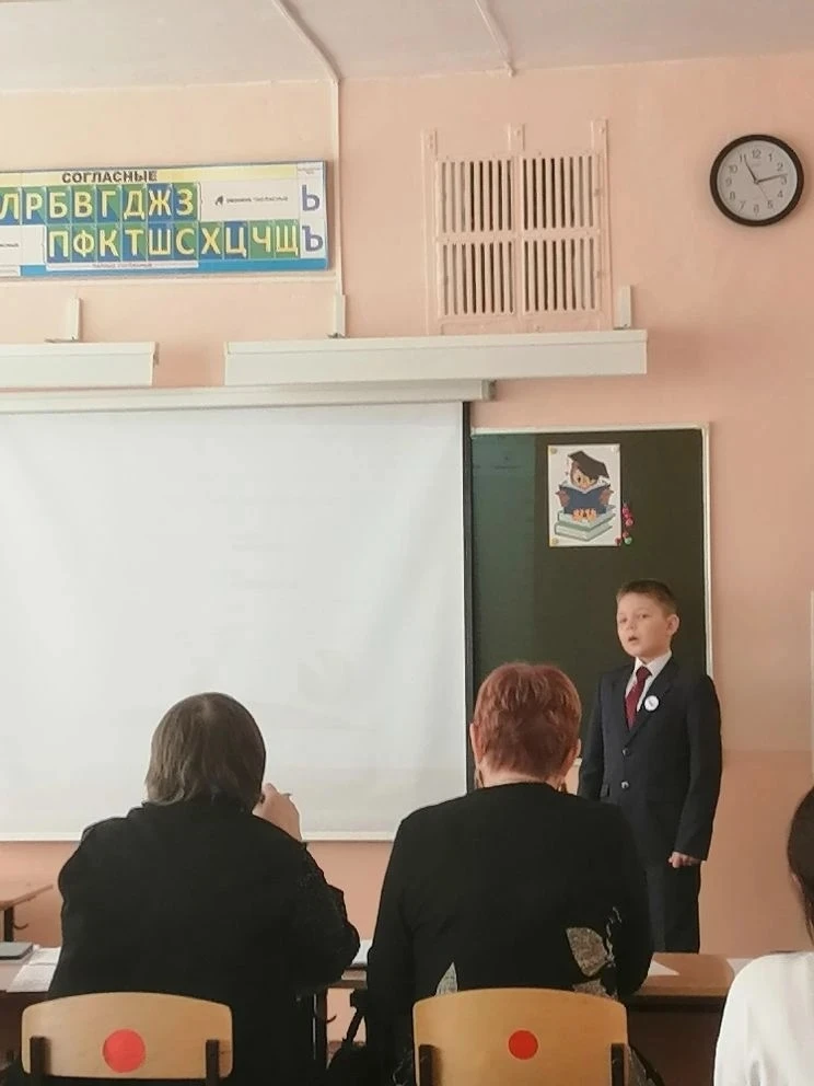 14 марта в Средней школе № 66 проходил муниципальный этап регионального конкурса исследований младши