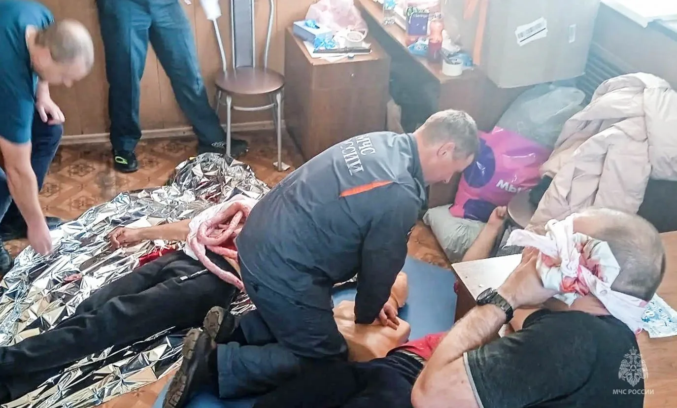 В Дедовичах прошел учебный курс по оказанию первой помощи для пожарных.