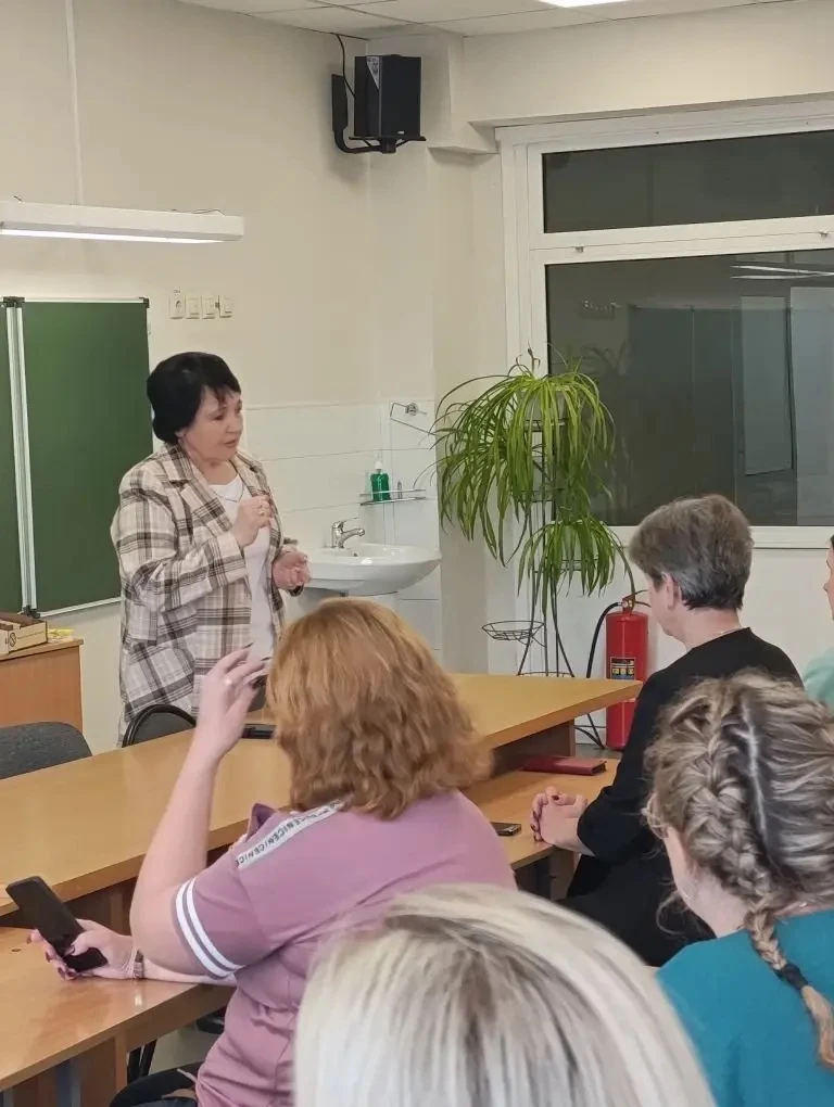 В нашей школе прошел ряд консультаций с родителями по поводу открытия в следующем учебн...