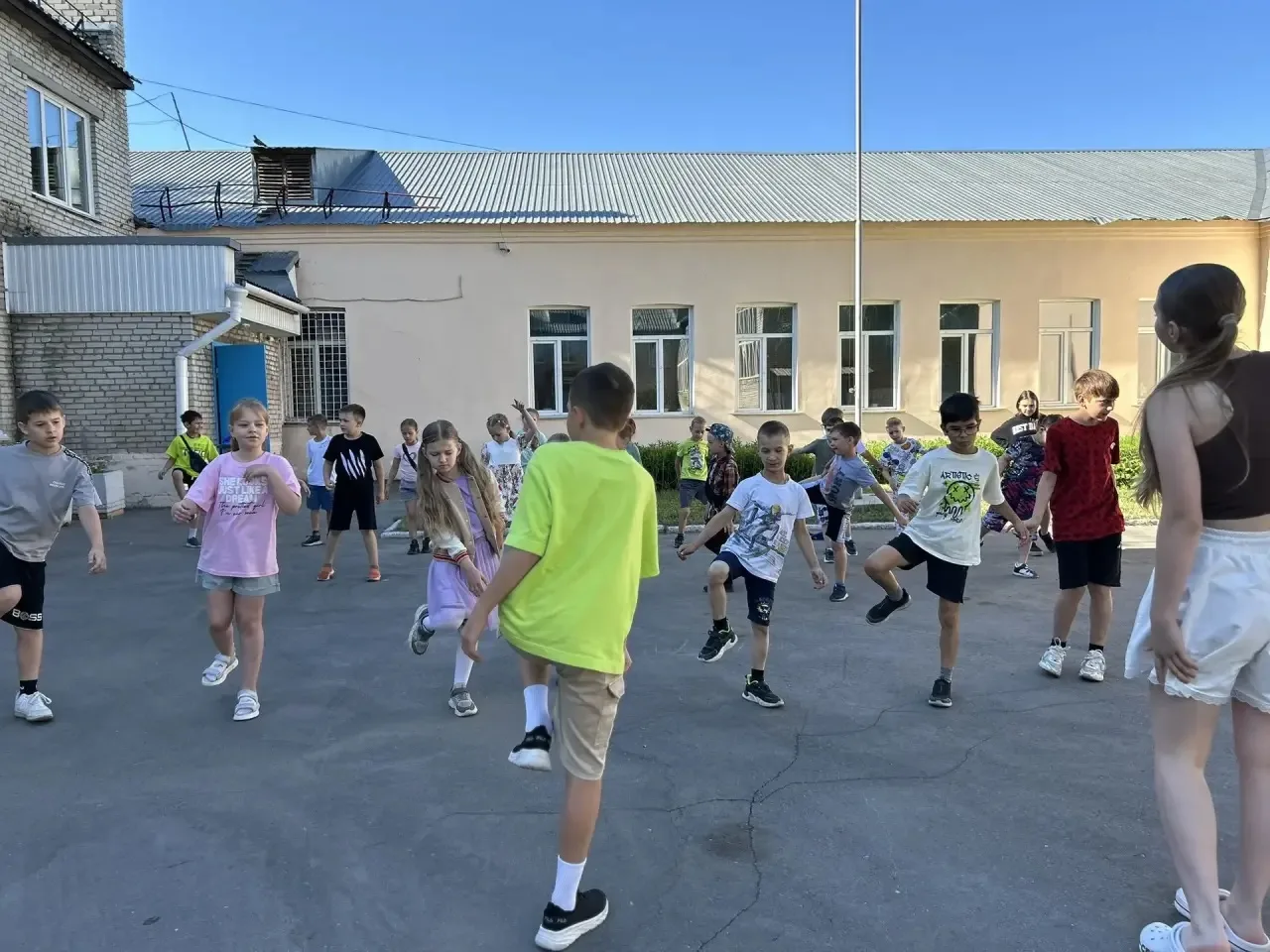 🎭 «Мечтатели» в театре и главные звезды недели!

Сегодня наш ГОЛ «Мечтатели» превратил обычный день