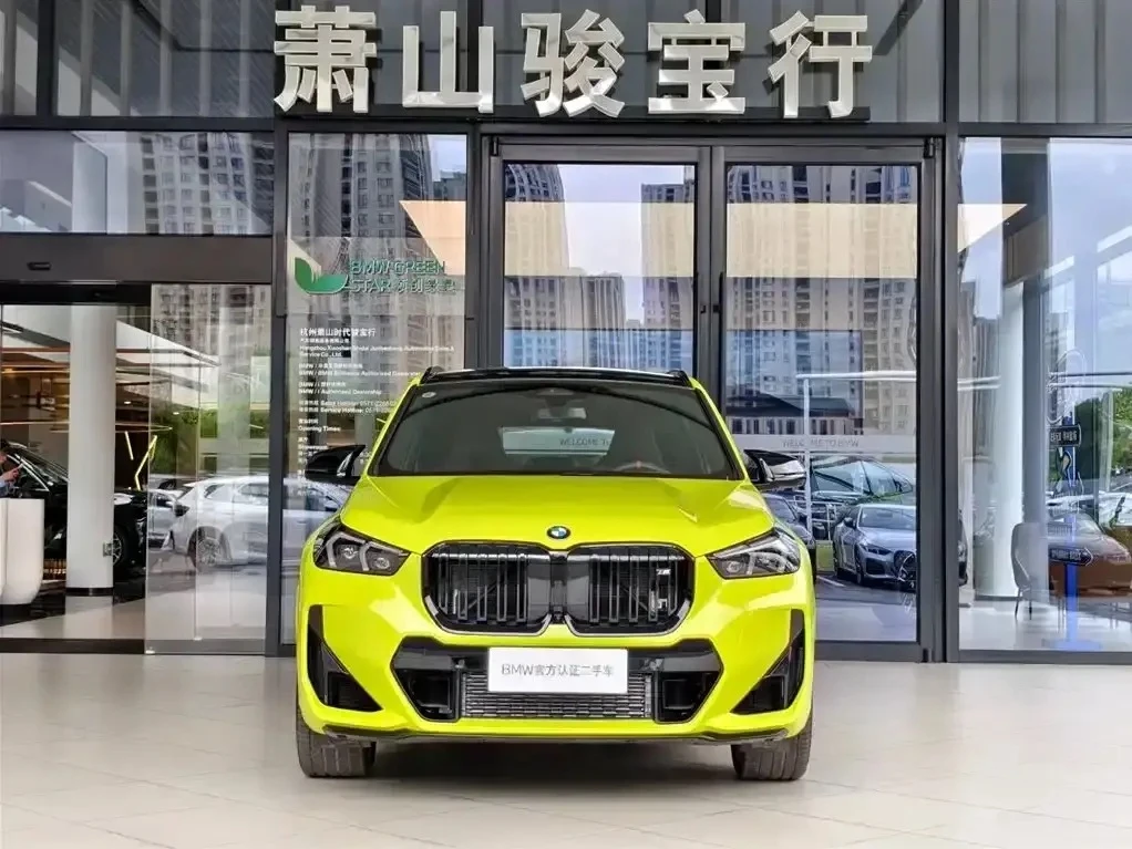 Страна: Китай
Марка: BMW  
Модель:   X1 M35Li
Объем двигателя: 2.0 л турбо
Мощность: 300 л.с
Топливо